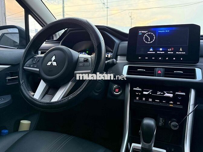 Mitsubishi Xpander 2024 Bạc Premium Siêu Lướt