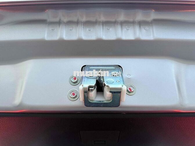 Mitsubishi Xpander 2024 Bạc Premium Siêu Lướt