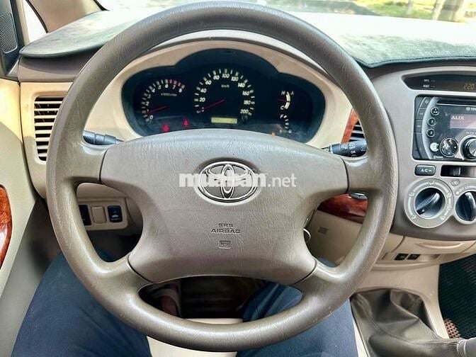 Toyota Innova 2008 G - 176000 km