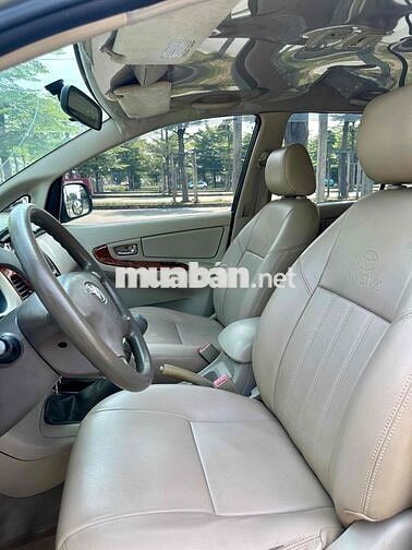 Toyota Innova 2008 G - 176000 km