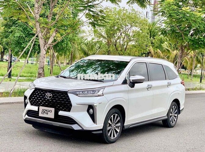 Toyota Veloz Cross 2023 - 32000 km