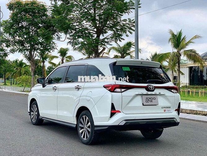 Toyota Veloz Cross 2023 - 32000 km