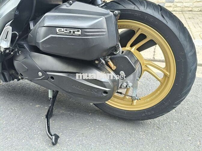 Cần bán vario 150