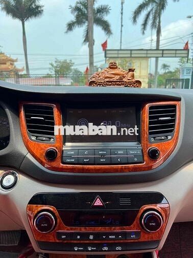 Hyundai Tucson 2018 2.0 AT Base - 80000 km