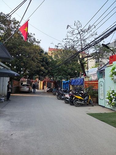 ĐANG CẦN TIỀN LÊN BÁN GẤP SỔ ĐỎ CẤT KÉT . GIAO DỊCH NGAY
