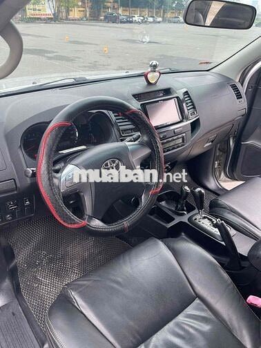 Toyota Fortuner 2014 2.7V 4x4 AT - 130000 km