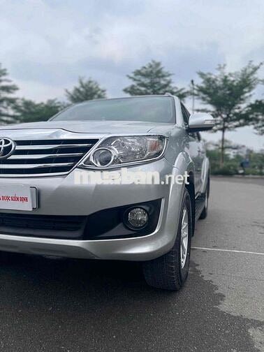 Toyota Fortuner 2014 2.7V 4x4 AT - 130000 km