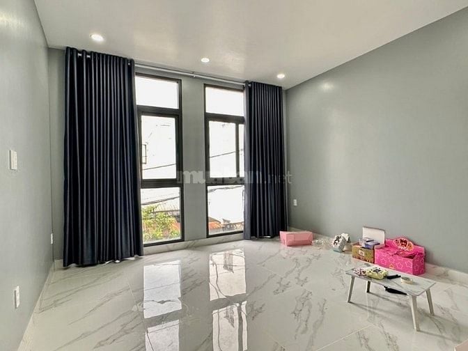 NHÀ RỘNG RÃI, 62,3M2 4PN HOÀ HƯNG, Q.10
