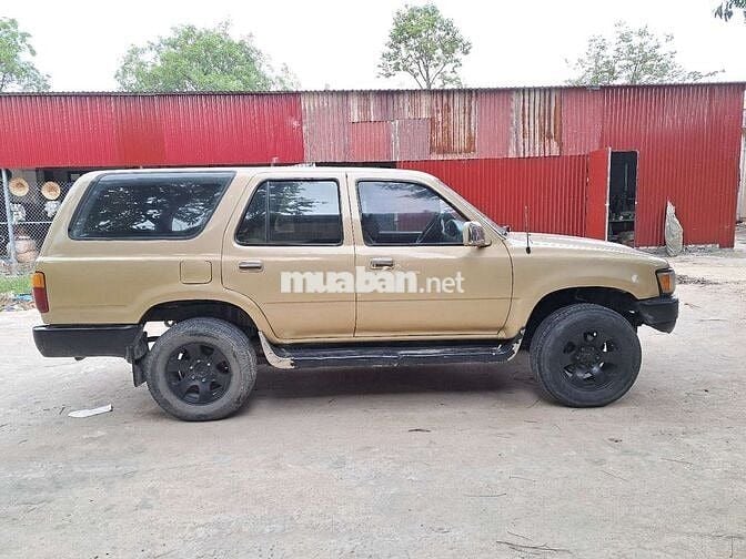 Toyota 4 Runner 1993 - 15556 km