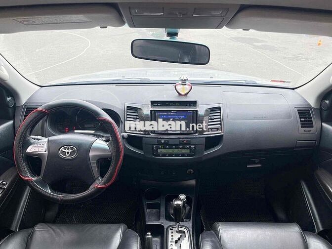 Toyota Fortuner 2014 2.7V 4x4 AT - 130000 km