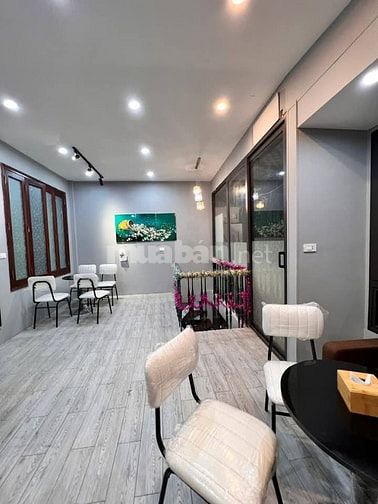 Nhà Đẹp Mặt Phố Kinh Doanh Phương Liệt 188m, mt 14.8m, giá 13.2 tỷ