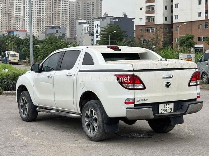 Bán xe Mazda BT 50 2016 2.2L 4x2 AT màu trắng