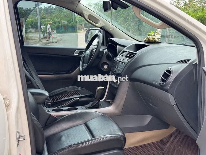 Bán xe Mazda BT 50 2016 2.2L 4x2 AT màu trắng
