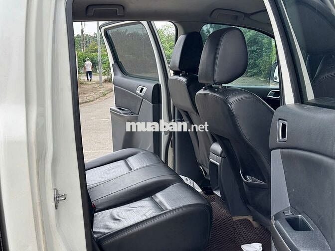 Bán xe Mazda BT 50 2016 2.2L 4x2 AT màu trắng