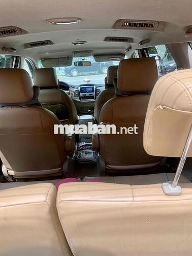 Toyota Innova 2013 bản 2.0V