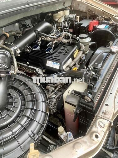 Toyota Innova 2013 bản 2.0V