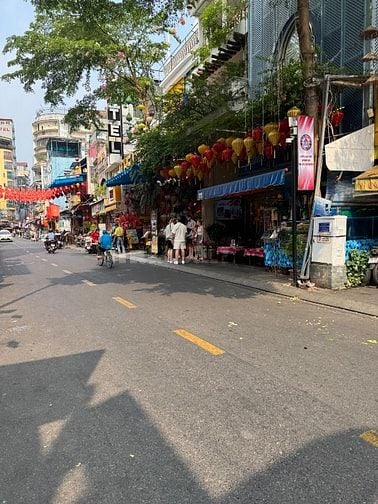 Bán Nhà Mặt Tiền Bùi Viện. Phường Phạm Ngũ Lão. Quận 1 