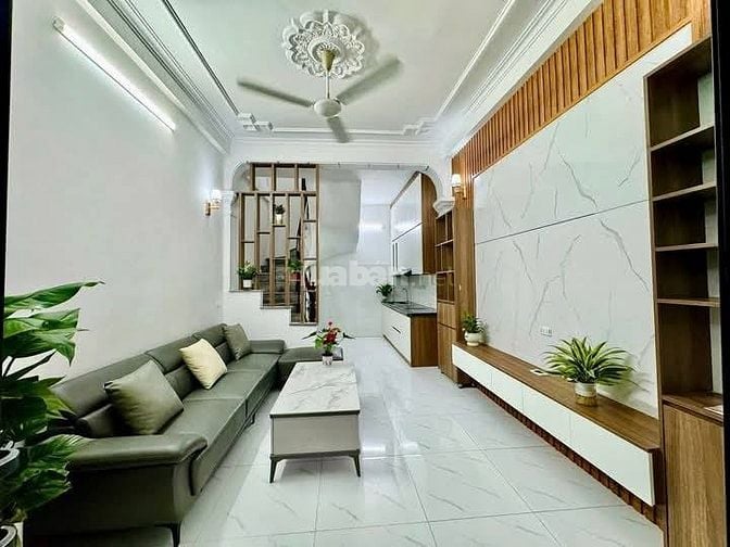 Nhà Đẹp Gần Đường Nguyễn Đức Cảnh, Hoàng Mai 27/29m, 5 tầng, 5.85 tỷ