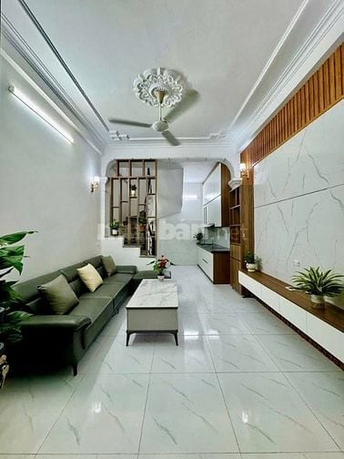Nhà Đẹp Gần Đường Nguyễn Đức Cảnh, Hoàng Mai 27/29m, 5 tầng, 5.85 tỷ