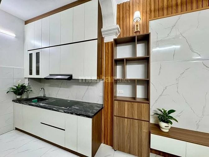 Nhà Đẹp Gần Đường Nguyễn Đức Cảnh, Hoàng Mai 27/29m, 5 tầng, 5.85 tỷ