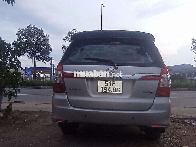 Toyota Innova 2015 2.0E - 108000 km