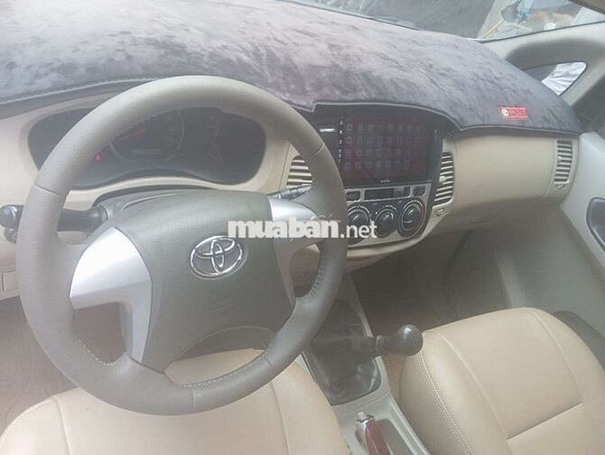 Toyota Innova 2015 2.0E - 108000 km