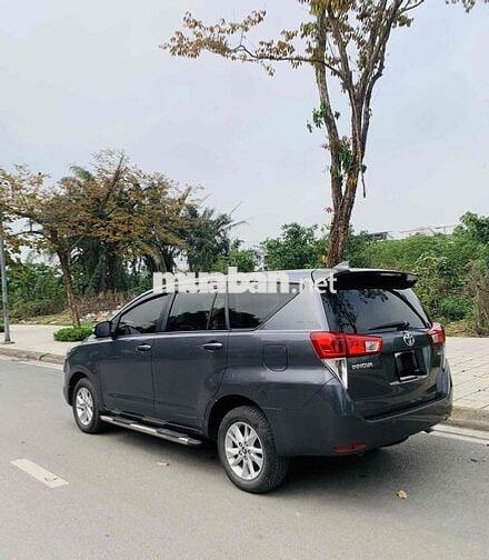 Toyota Innova 2017 2.0E - 19000 km