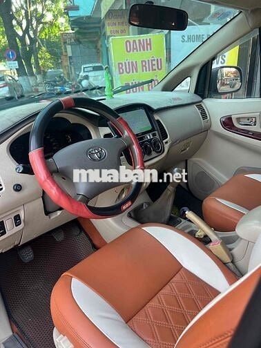Toyota Innova 2006 G - 220000 km