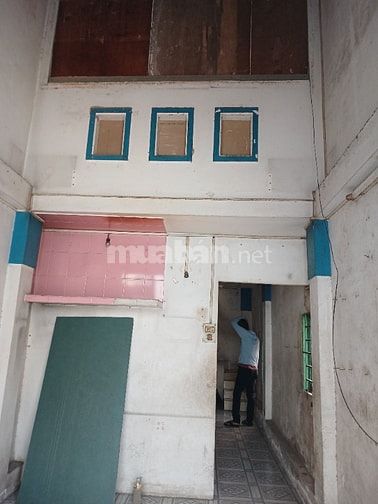 Bán nhà DT: 3m X 10 1T+1 lửng 2pn đường 5m 