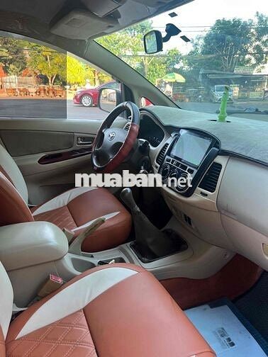 Toyota Innova 2006 G - 220000 km