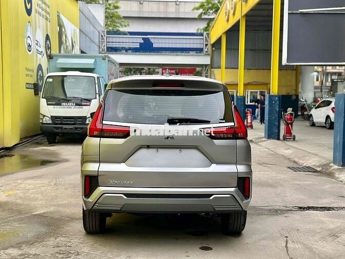 Mitsubishi Xpander 2022 AT Premium - 9000 km