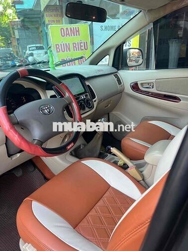 Toyota Innova 2006 G - 220000 km