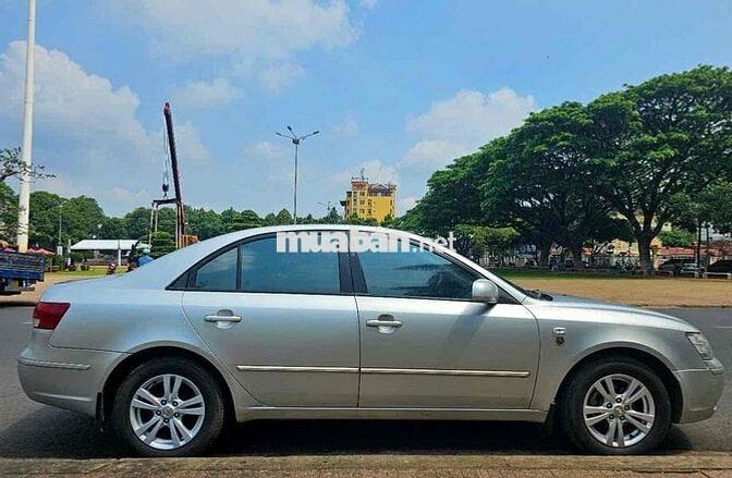 Hyundai Sonata 2009 - một chủ từ đầu