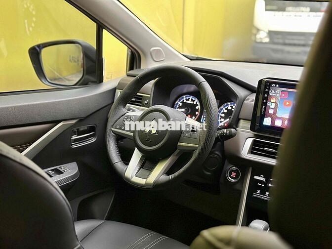 Mitsubishi Xpander 2022 AT Premium - 9000 km
