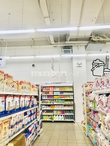TUYỂN DỤNG NHÂN VIÊN TẠI Q10-TRỰC QUẦY, BÁN HÀNG, PHỤ KHO, TẠP VỤ....