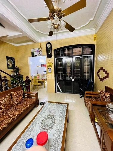 NHÀ XINH TRONG NGÕ – GẦN PHỐ, YÊN TĨNH, TIỆN ĐỦ ĐƯỜNG