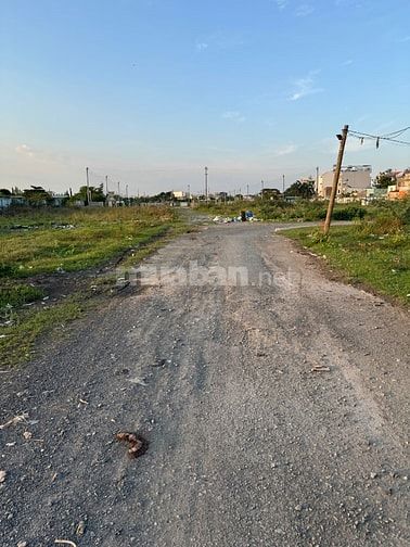 Cần bán gấp nhà phạm văn sáng hóc môn hcm