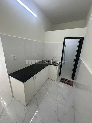 Chính chủ bán nhà đường Hồ Bá Kiện P15 Q10 50m2 Giá 3ty340 