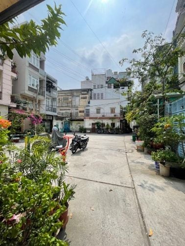 Bán NR HXH DT đẹp, ngang 7.6m, khai thác dòng tiền tốt tại Q5