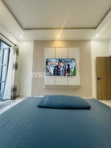 NGUYỄN TRỌNG TUYỂN ,PHƯỜNG 1 - TÂN BÌNH KẾ SÂN BAY - GIÁP PHÚ NHUẬN - 