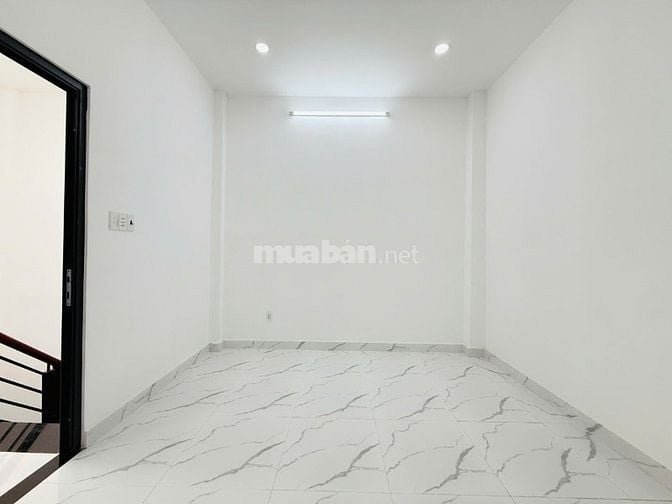 Bán gấp nhà 3 lầu ô tô ngủ trong nhà Bùi Quang Là, P12 Gò Vấp 6,45 tỷ