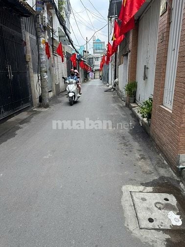 Bán gấp nhà 3 lầu ô tô ngủ trong nhà Bùi Quang Là, P12 Gò Vấp 6,45 tỷ