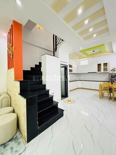 Bán gấp nhà 3 lầu ô tô ngủ trong nhà Bùi Quang Là, P12 Gò Vấp 6,45 tỷ