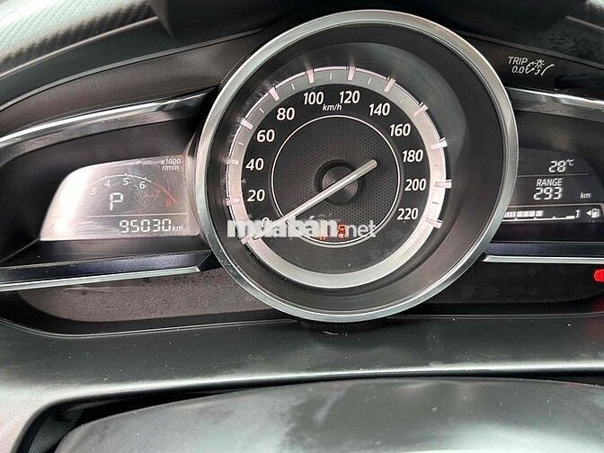 Mazda 2 2016