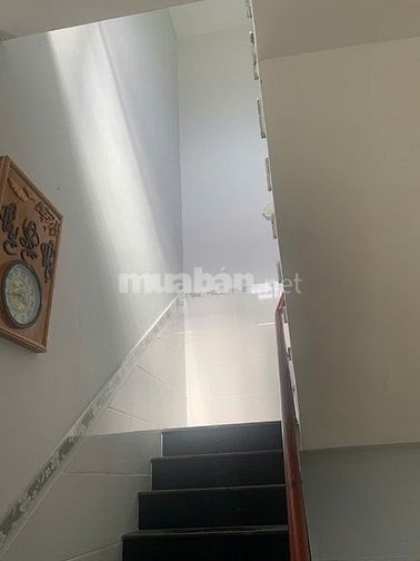 Cần bán nhà nguyên căn 135m² đường nhựa 6m huyện Cần Giuộc, Long An