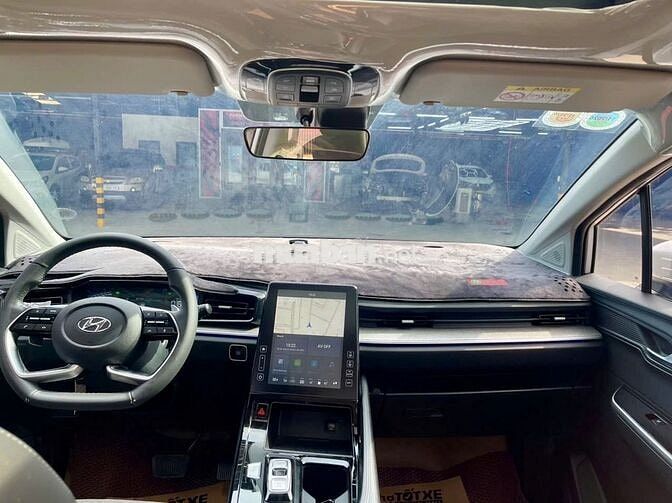 Custin Cao Cấp 2.0T 2023 - 22000km đẹp như mới