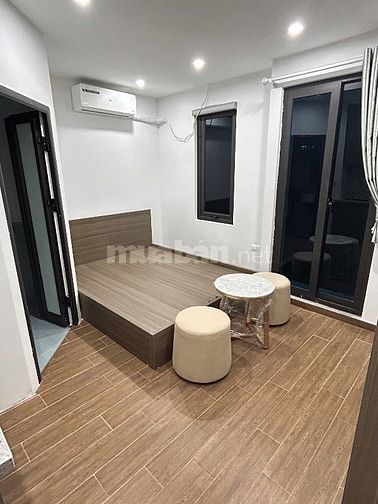 Bán tòa nhà căn hộ dịch vụ ngõ 185 chùa láng 28 phòng mới xây 