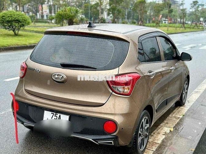 Hyundai Grand i10 2019 Grand 1.2 AT - 60000 km