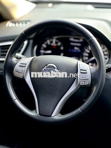 NISSAN X-TRAIL 2.5 4WD, PREMIUM CAO CẤP, 12/2018