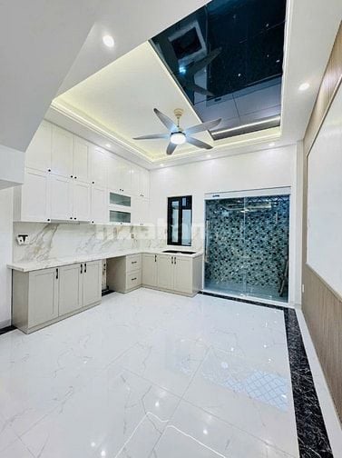 Siêu hiếm NHÀ XÂY ĐỘC LẬP SÂN CỔNG 4 tầng TẠI ĐÔNG KHÊ-HP